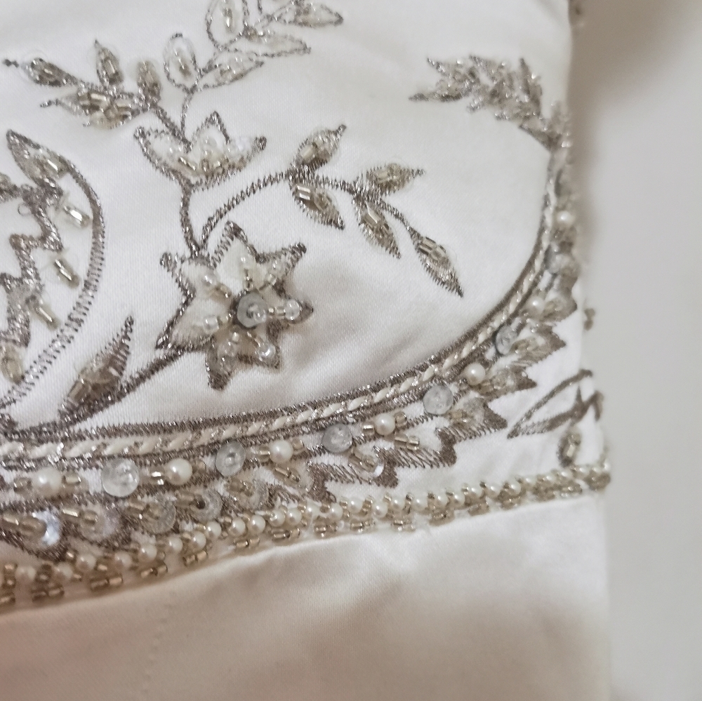 CASABLANCA BRIDAL DRESS STYLE 1950 - Picture 9 of 12